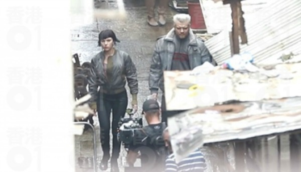 Ghost in The Shell le prime immagini di Scarlett Johansson dal set di Hong Kong